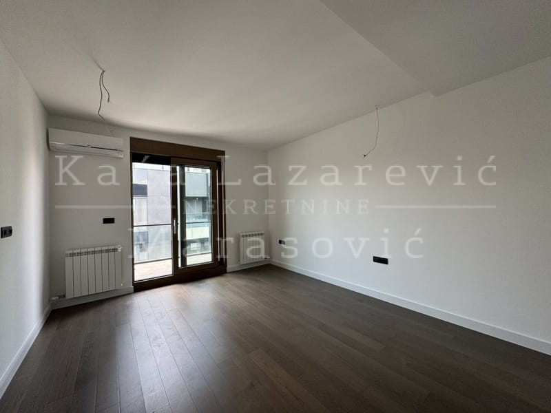 Nikolaja Hartviga, Hram sv. Save ID#55055