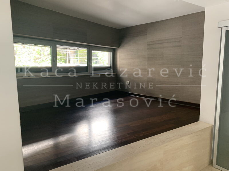 Mutapova, Hram Svetog Save ID#55929